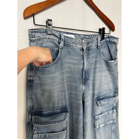 Zara Med Blue 100% Cotton Denim Cargo Wide Leg Button Jogger Cuff Jeans Size 10 - Picture 3 of 17